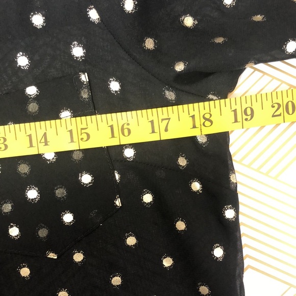 The limited button down - Picture 7 of 9